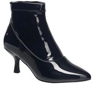 NEW Halston Mumbai Kitten Heel Black Vegan Patent Leather Ankle Booties Size 7